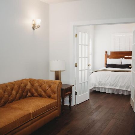 The Jefferson Inn 서던파인스 외부 사진