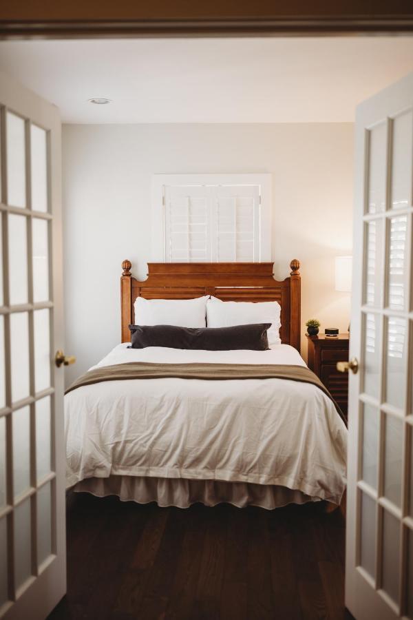 The Jefferson Inn 서던파인스 외부 사진