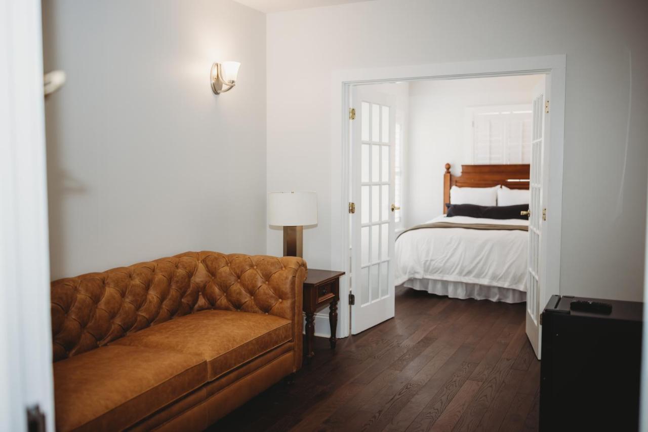 The Jefferson Inn 서던파인스 외부 사진