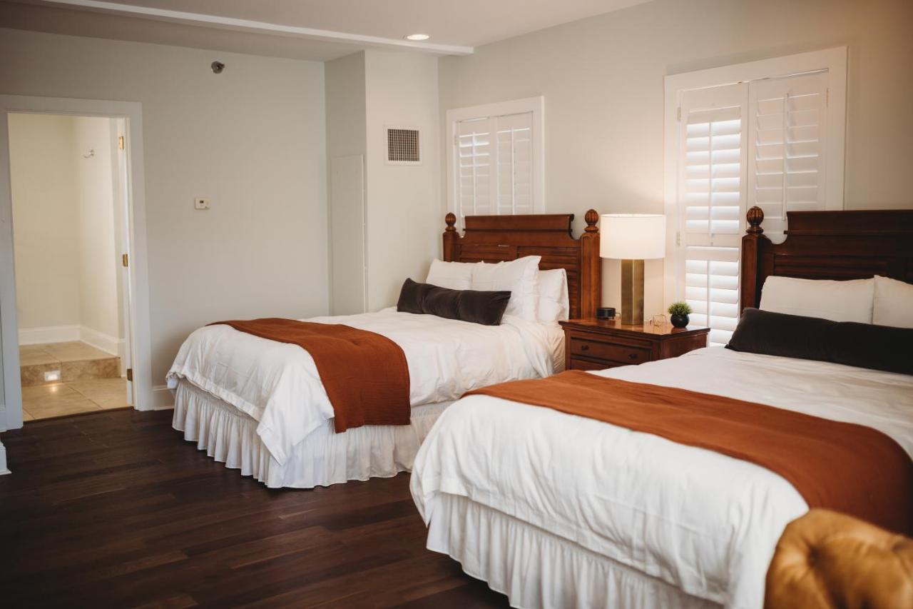 The Jefferson Inn 서던파인스 외부 사진