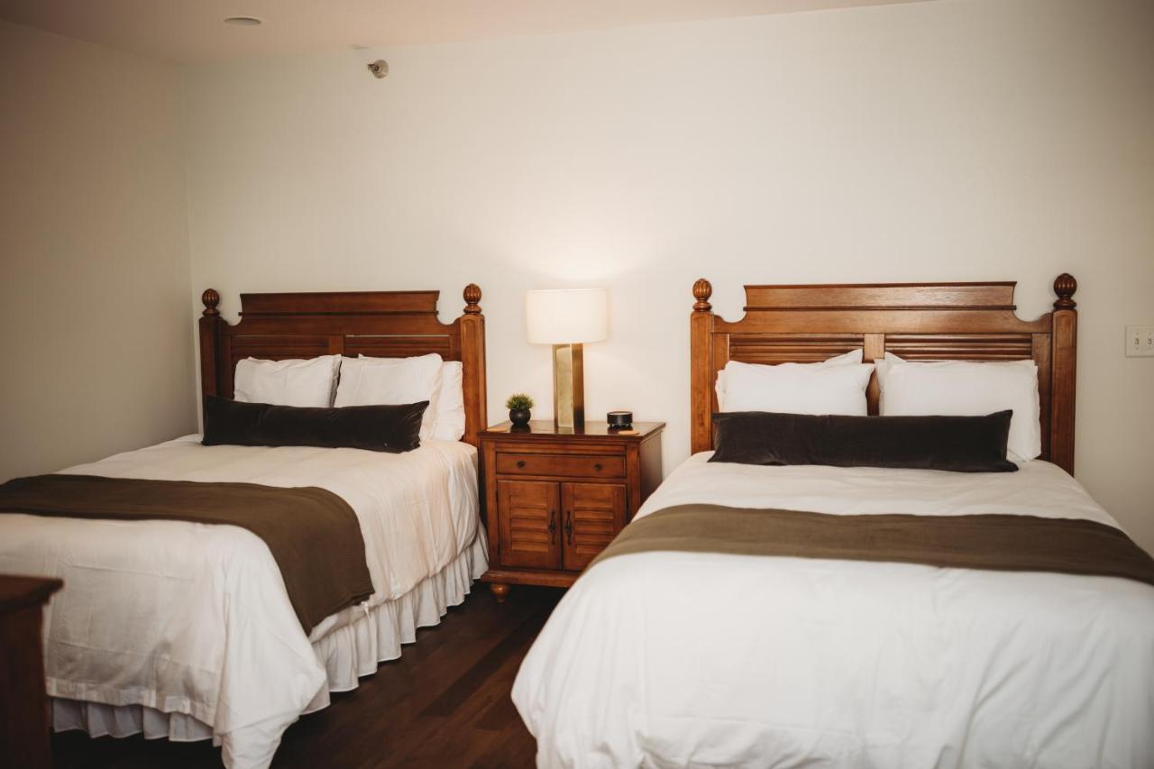 The Jefferson Inn 서던파인스 외부 사진