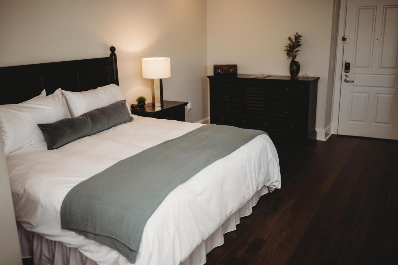The Jefferson Inn 서던파인스 외부 사진
